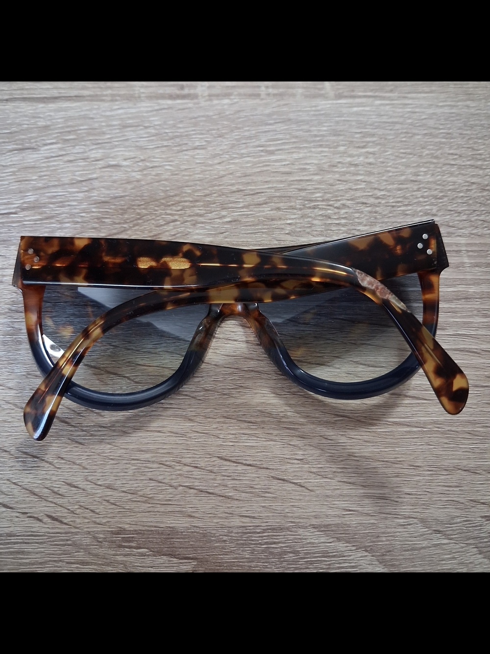 CÉLINE ShadowCL-41026 - Havana  and Blue Flat Top Sunglasses - Flawed - Picture 2 of 13